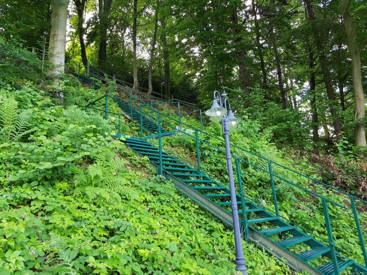 Caloroczne Domki Nad Zatoka Polanczyk Bagian luar foto