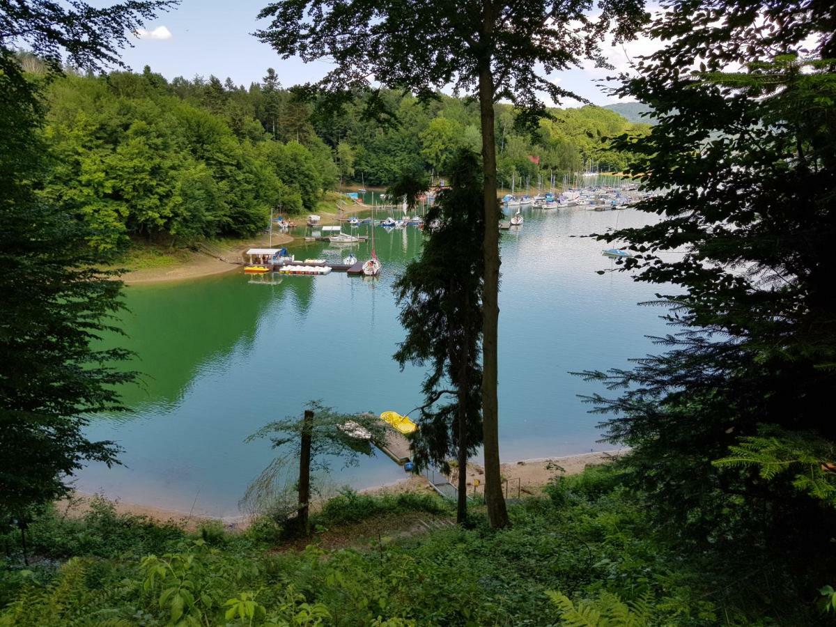 Caloroczne Domki Nad Zatoka Polanczyk Bagian luar foto